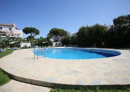 Charming Garden At Bena Vista Apartment Estepona